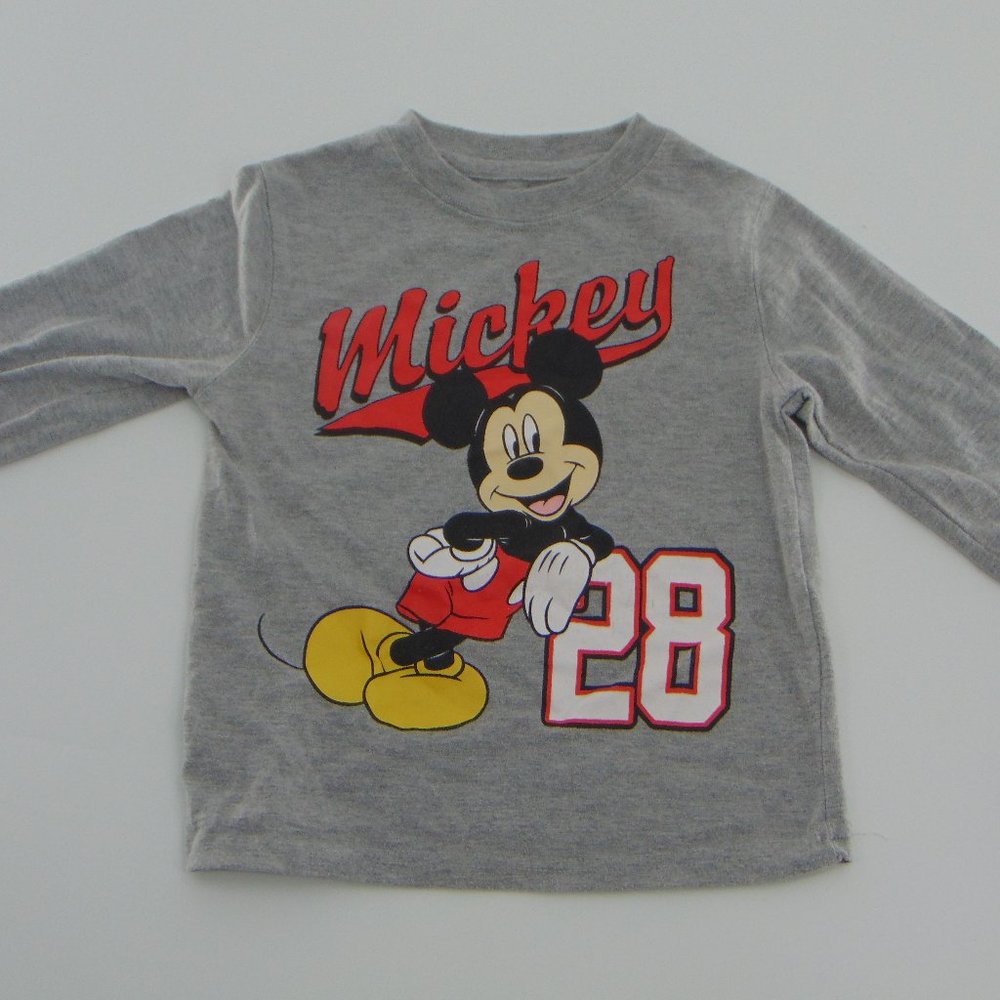 4 PAJAMA SETS FOR $18